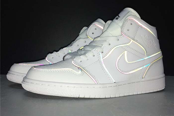 Air Jordan 1 Mid SE WMNS 3M reflective