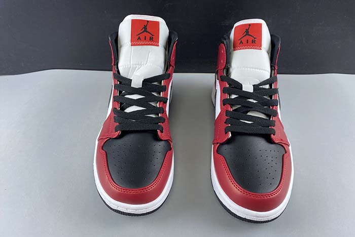Air Jordan 1 Mid Chicago