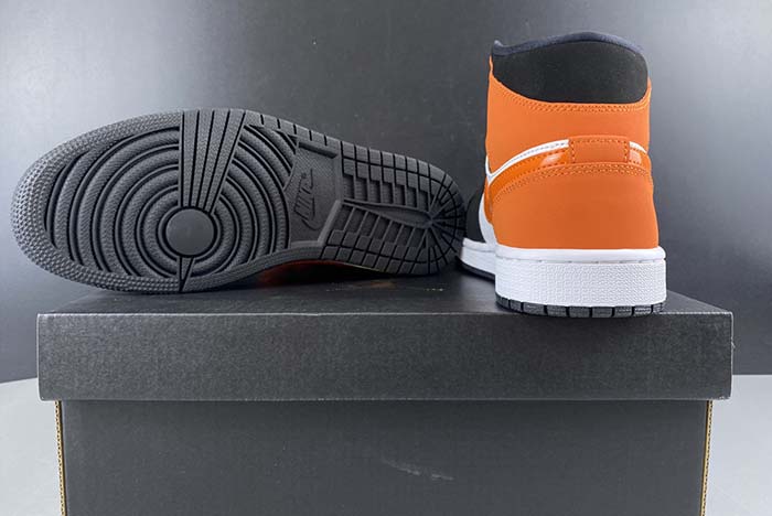 Air Jordan 1 Mid “Shattered Backboard”