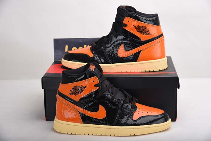 AIR JORDAN 1 SHATTERED BACKBOARD 3.0 555088-028