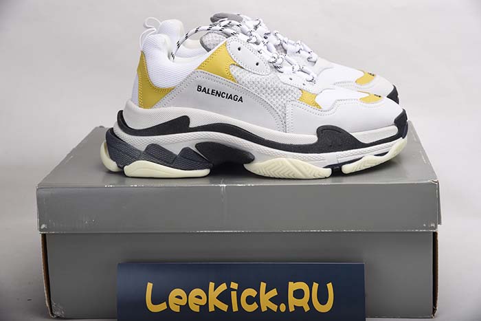 Ba*len*cia*ga 17fw triple s mens 483523-w06e3-7073