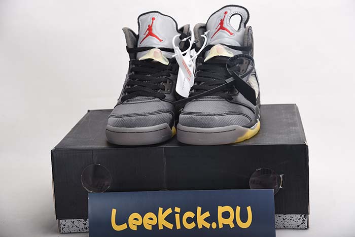OFF WHITE AIR JORDAN 5 SP BLACK MUSLIN FIRE RED CT8480-001