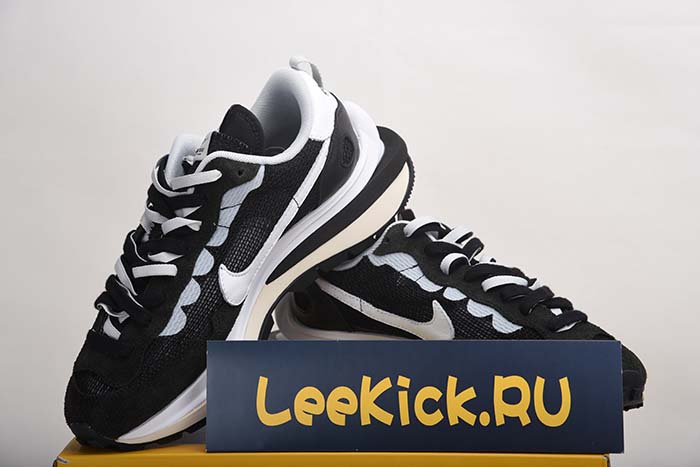 SACAI X NIKE LDWAFFLE / BLACK CV1363-100