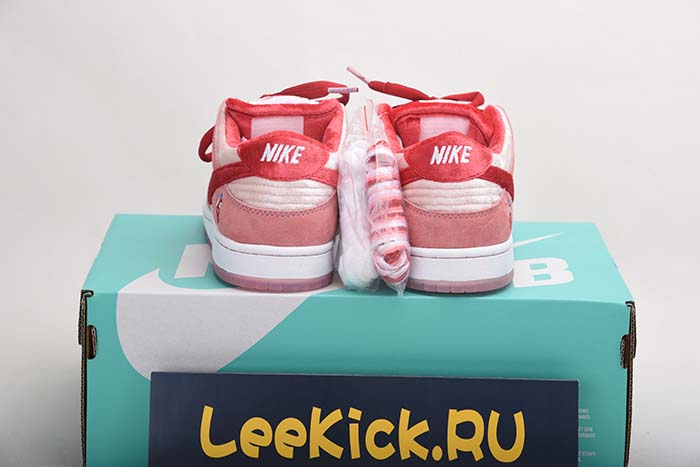 STRANGELOVE X NIKE SB DUNK LOW SB CT2552-800