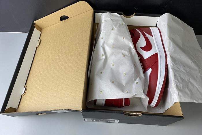 Air Jordan 1 Low Gym Red 553558-611