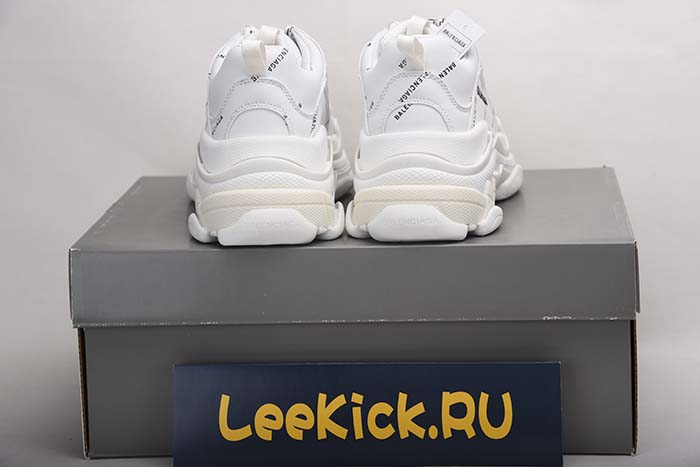 Ba*len*cia*ga triple s trainers white letters 541624 w09o1 8013
