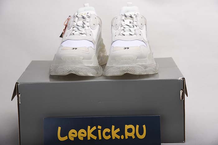 Ba*len*cia*ga triple s trainer