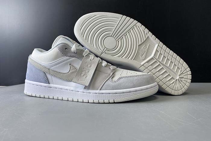 AIR JORDAN 1 LOW “SKY GREY” CV3043-100