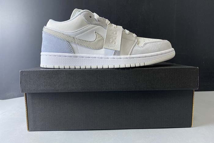 AIR JORDAN 1 LOW “SKY GREY” CV3043-100