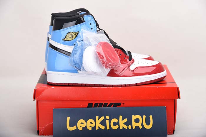 JORDAN 1 RETRO HIGH FEARLESS UNC CHICAGO - CK5666-100