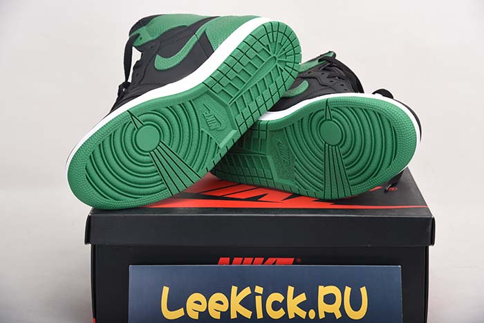 Air Jordan 1 Retro High OG Pine Green 555088-030