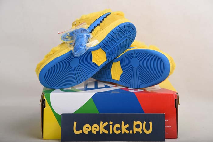 Grateful Dead x Nike SB Dunk Low“ Yellow Bear”CJ5378-700