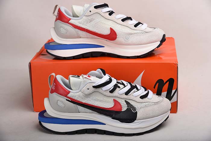 Sacai x Nike white red CV1363-100