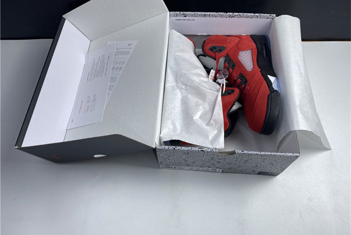 Air Jordan 5 “Raging Bull” DD0587-600