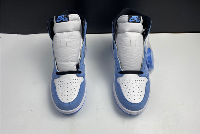 Air Jordan 1 High OG “University Blue” 555088-134