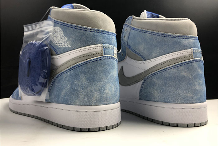 Air Jordan 1“ Hype Royal” 555088-402