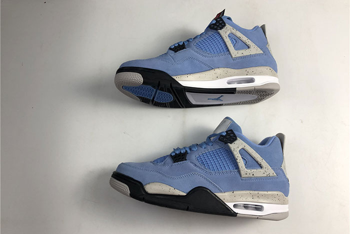 Air Jordan 4 University Blue CT8527-400