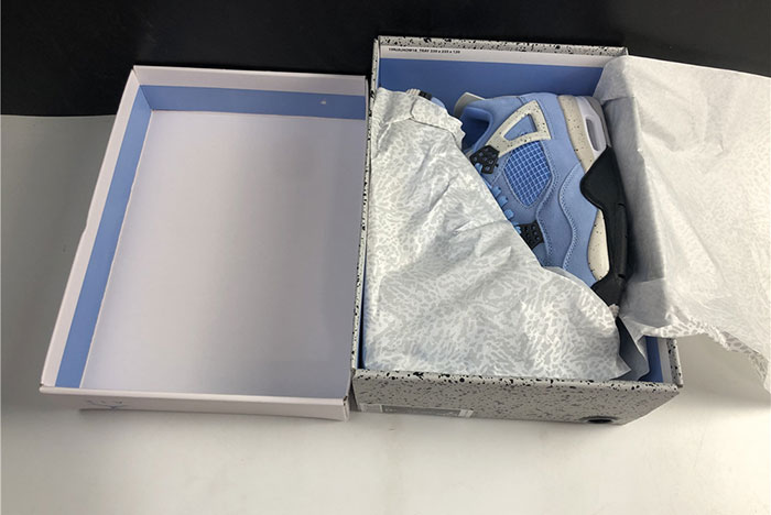 Air Jordan 4 University Blue CT8527-400