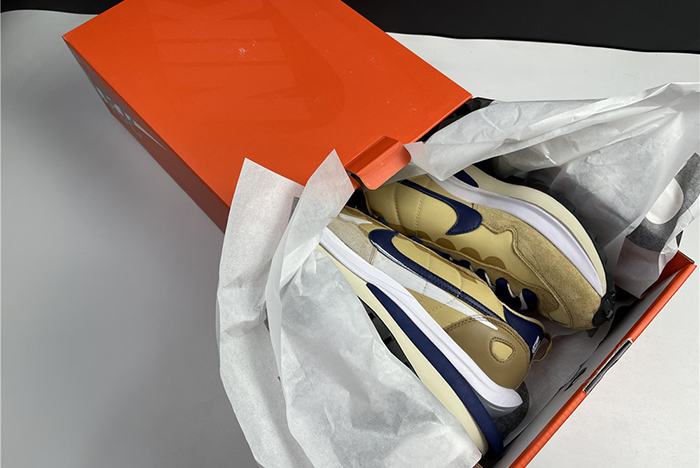 Nike Vaporwaffle sacai Sesame Blue Void - DD1875-200