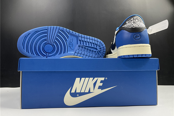 Travis Scott X Fragment X Air Jordan 1 Low-DM7866-140