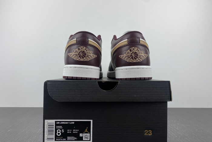 Air Jordan 1 Low Mocha Shadow Brown Sail DC0774-200
