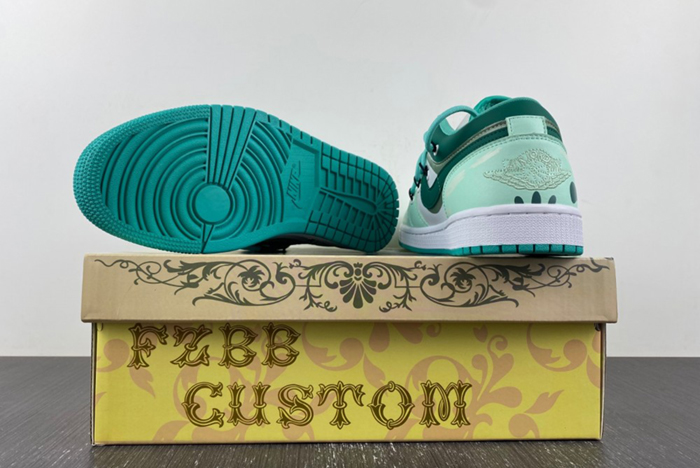AIR JOR 1 LOW White Green DC0774-132