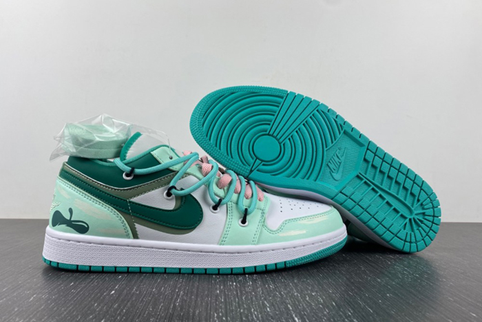 AIR JOR 1 LOW White Green DC0774-132
