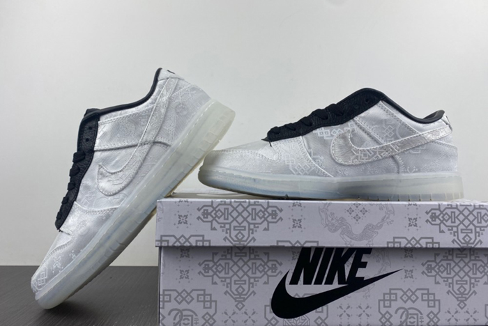 CLOT x fragment x Nike Dunk Low Colorway White/Black FN0315-110