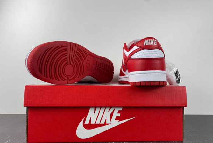 Dunk Low SP CU1727-100