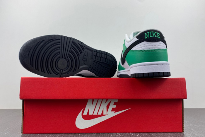 SB Dunk Low