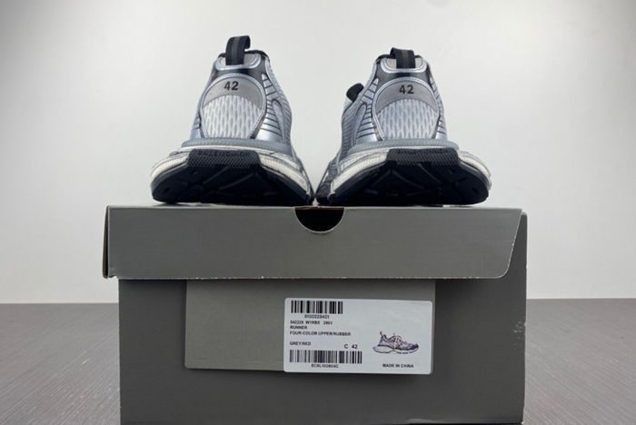Ba*len*cia*ga -phantom sneaker w1rb5 2801 i8 z