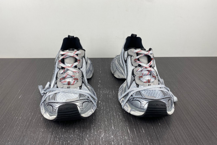 Ba*len*cia*ga -phantom sneaker w1rb5 2801 i8 z