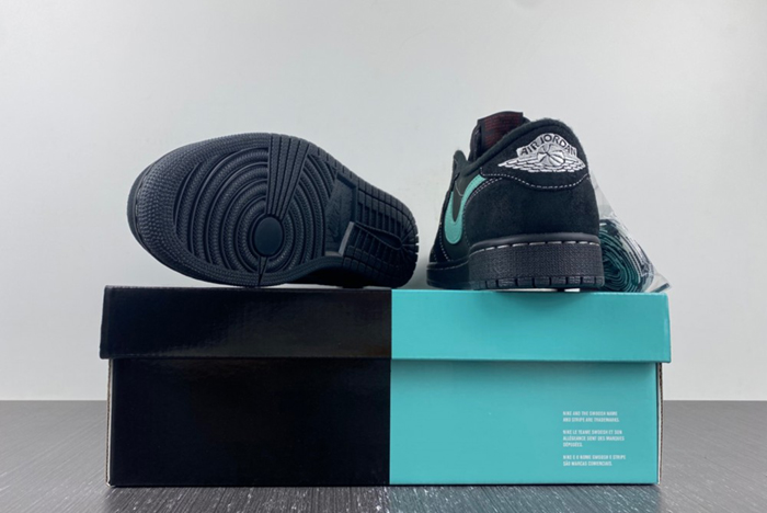 Air Jordan 1 Retro Low Travis Scott Black Phantom