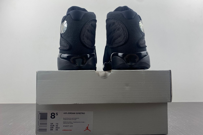 Air Jordan 13 “Black Cat”414571-011