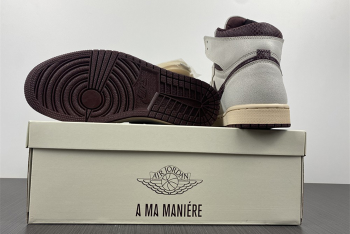 Maniere x Air Jordan 1 High OG DO7097-100