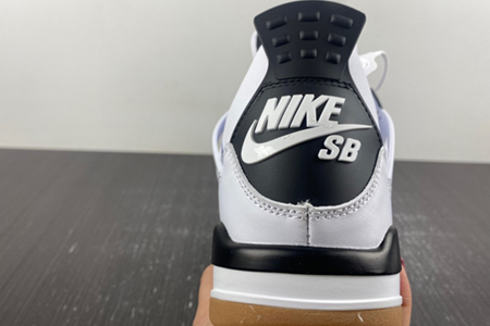 Nike SB x Air Jordan 4 DR5415-100