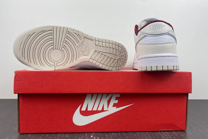 NikeDUNK LOW SE DV1160-100