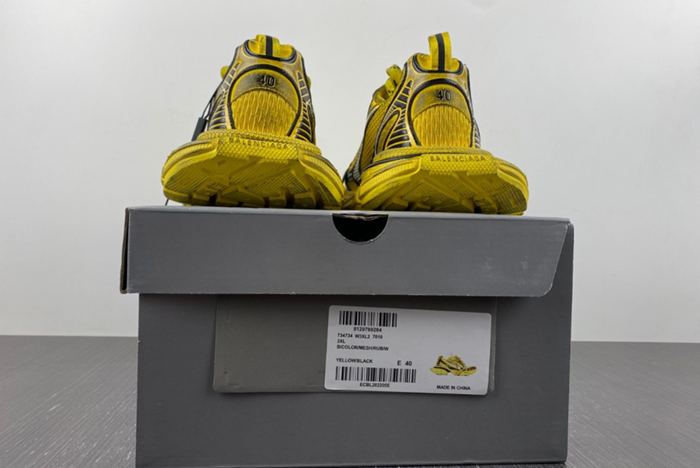 Ba*len*cia*ga phantom sneaker 734734 w3xl2 7010
