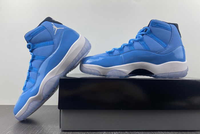 Air Jordan 11 717602-900