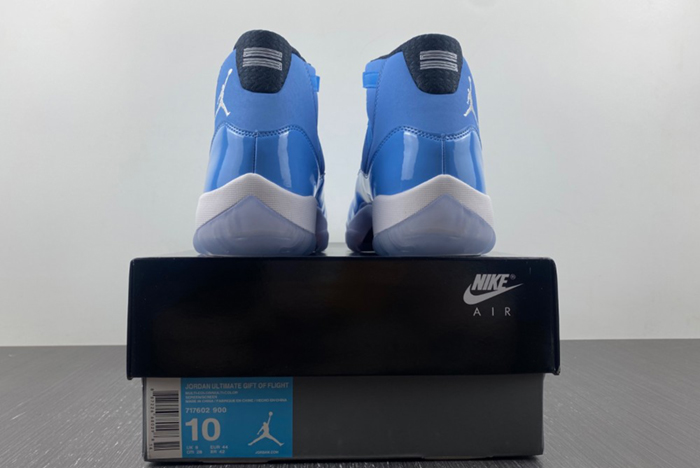 Air Jordan 11 717602-900