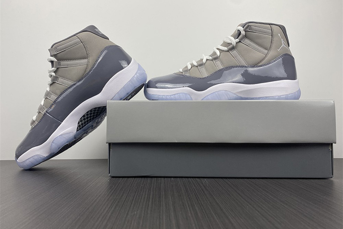 Air Jordan 11 CT8012-005