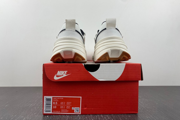 Nike Runtekk 3XL FD0736-101 -100 brown
