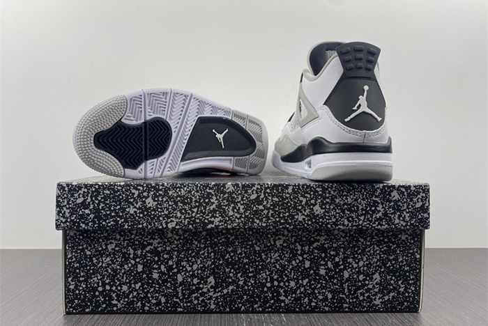 Air Jordan 4 Military Black DH6927-111