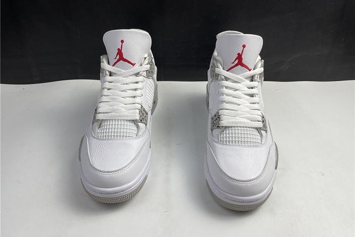 Air Jordan 4 Retro “White Oreo”CT8527-100