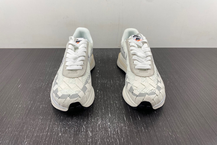 sacai x Nike Waffle Woven Green Gusto