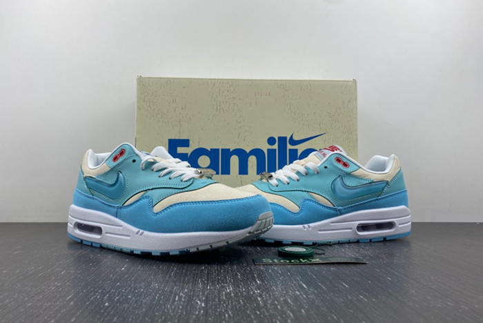 Nike Air Max 1 Puerto Rico “Orange Frost”