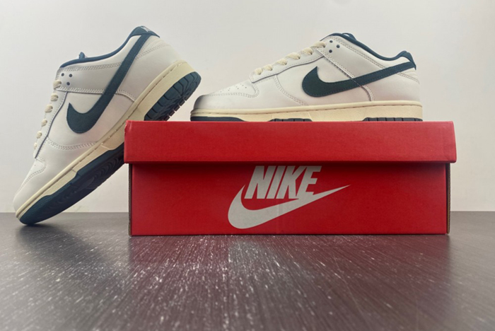 5K1 Nike Dunk Low “Athletic Department”