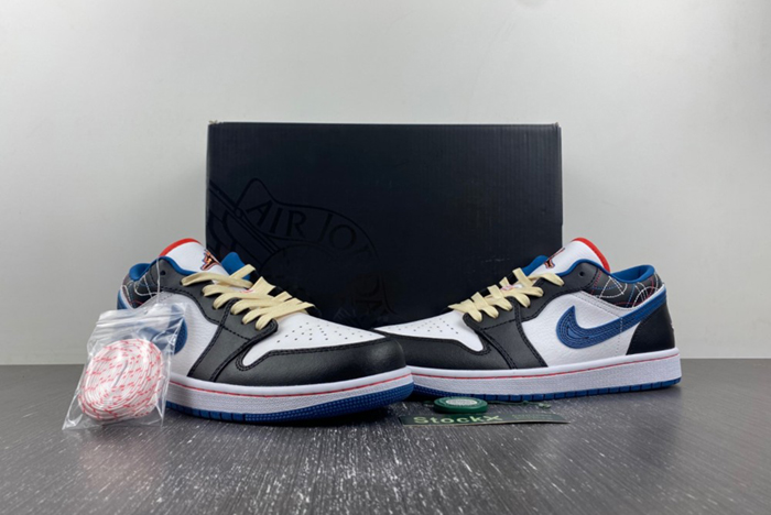 Air Jordan 1 Low SE black white blue
