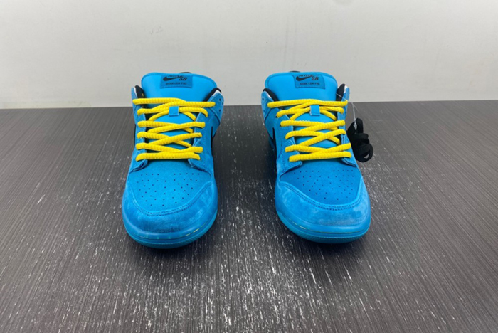 The Powerpuff Girls x Nike SB Dunk Low “Buttercup”Blue