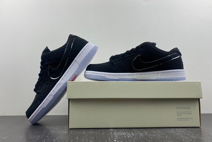 Nike Dunk Low black and white FN 4193-01